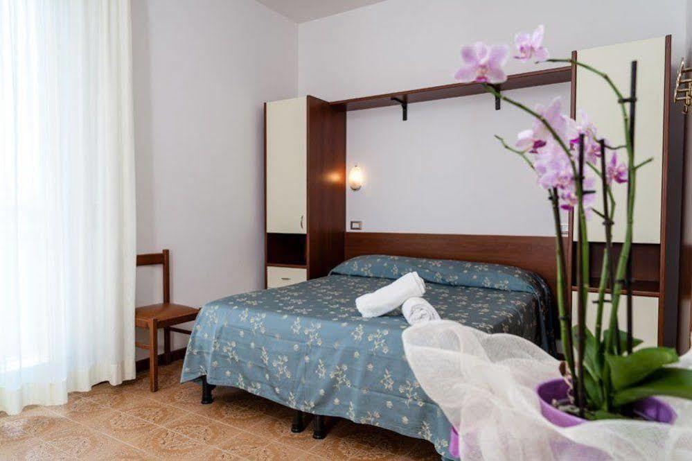 Hotel Sayonara 세니갈리아 외부 사진